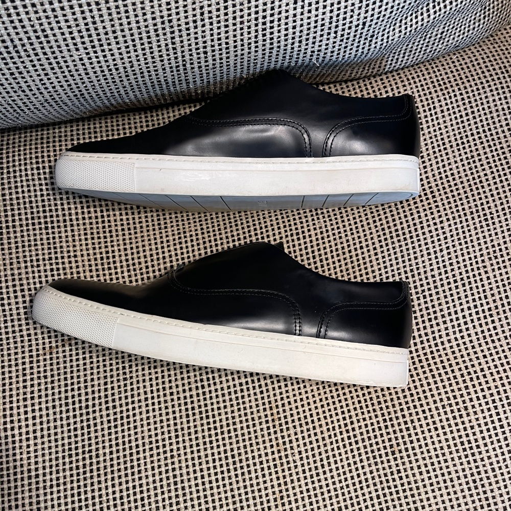 Vince Nelson Leather Slip-On Black Sneakers Women’s Size 9.5 Excellent Condition - Picture 8 of 13